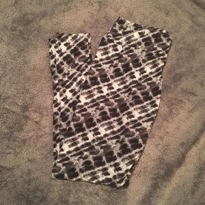 LULAROE TC LEGGINGS